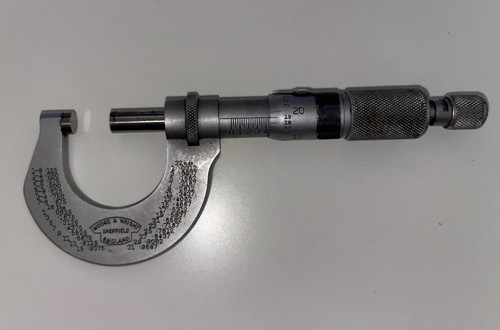 Moore and wright micrometer - moore,