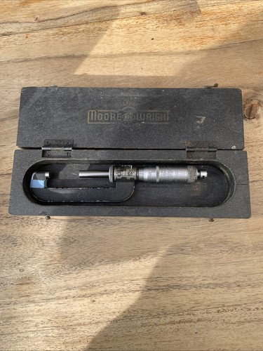 Moore and wright micrometer - moore,