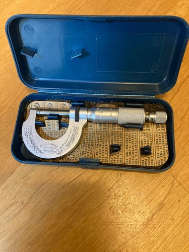 Moore and wright micrometer - micrometer, no